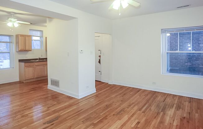 1 bed, 1 bath, 645 sqft, $2,150, Unit 3527-3