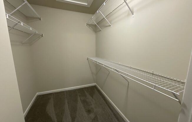 2 beds, 2 baths, 1,131 sqft, $1,425, Unit 2796-6