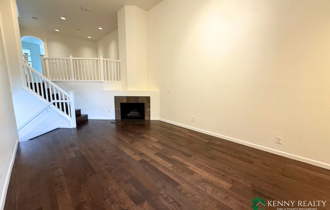 Townhome in the Peninsula's Most Walkable Neighborhood