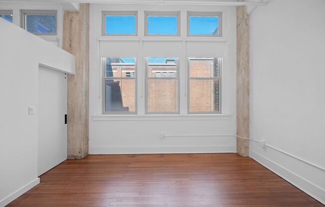 1 bed, 1 bath, 735 sqft, $1,816, Unit 100-514