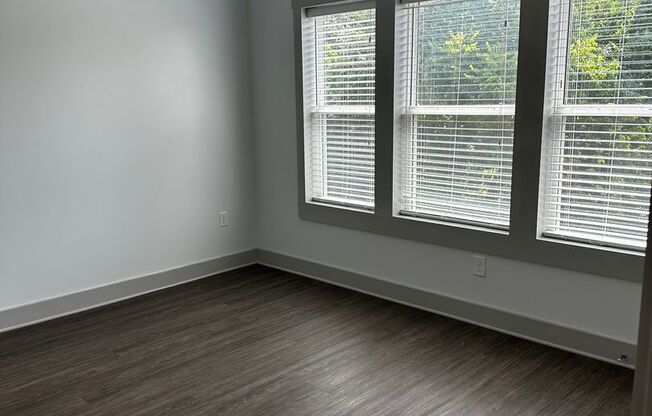 2 beds, 2.5 baths, 1,620 sqft, $3,000
