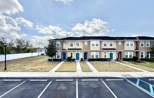 8955 WALNUT GABLE CT