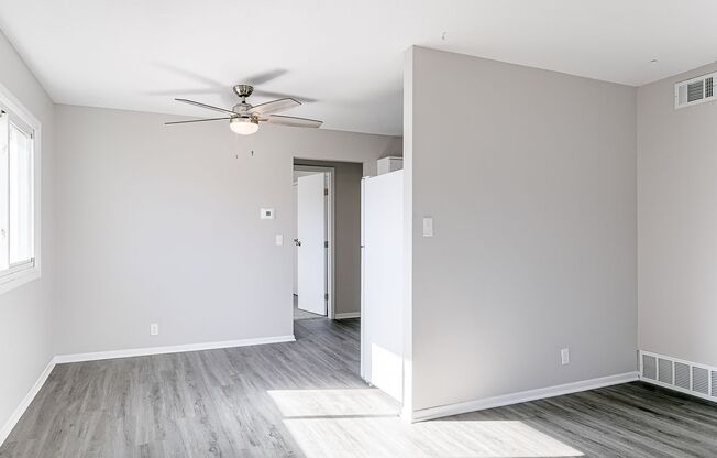 349 S 26th