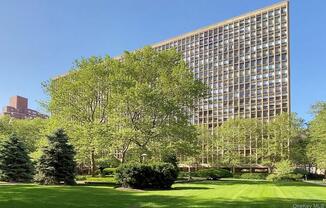 330 EAST 33RD ST