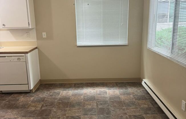 1 bed, 1 bath, 850 sqft, $1,450, Unit 21