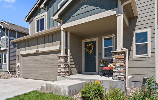 Beautiful 4 Bed 3 Bath in Lorson Ranch!!!