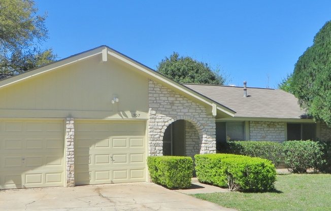 3 Bedroom 2 Bathroom Georgetown Home