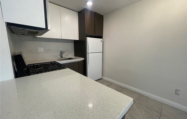 2 beds, 1 bath, 900 sqft, $2,900, Unit 2