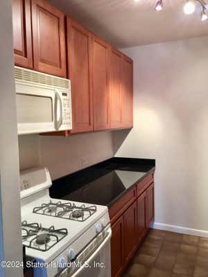 1 bed, 2 baths, 1,025 sqft, $2,925, Unit 3K