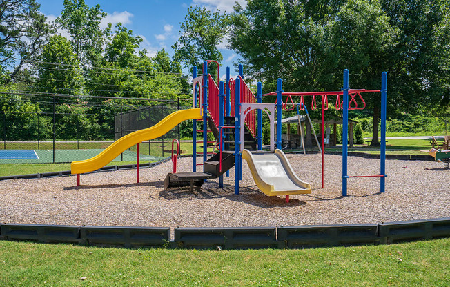 On-Premise Playground with Multiple Slides