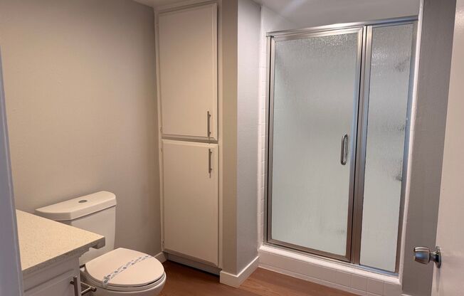 1 bed, 1 bath, 715 sqft, $2,460, Unit A023