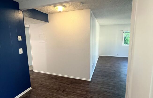 1 bed, 1 bath, 750 sqft, $2,255, Unit 716