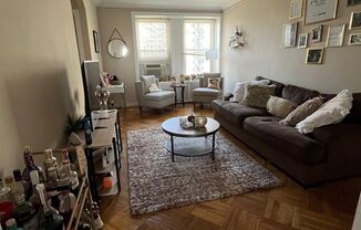 1 bed, 1 bath, $2,000, Unit 1201
