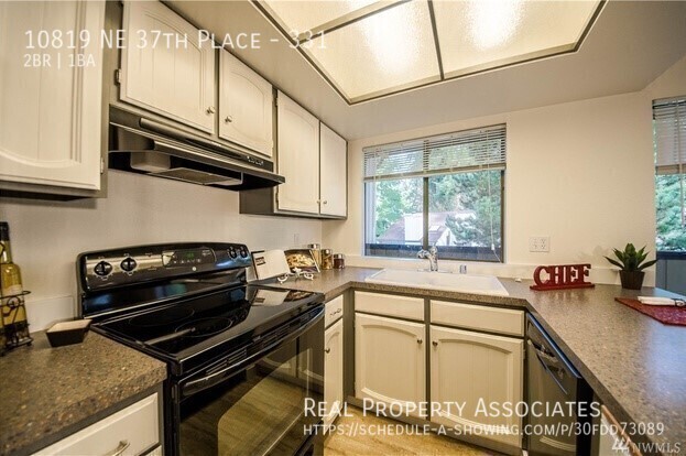 10819 NE 37th Place