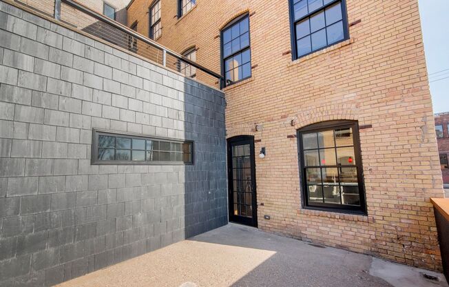 1 bed, 1 bath, 792 sqft, $1,695, Unit 113