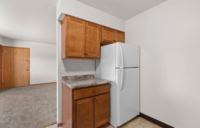 2 beds, 1 bath, 800 sqft, $1,049.99, Unit 1145-05