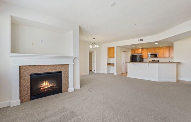 3 beds, 2 baths, 1,333 sqft, $2,550