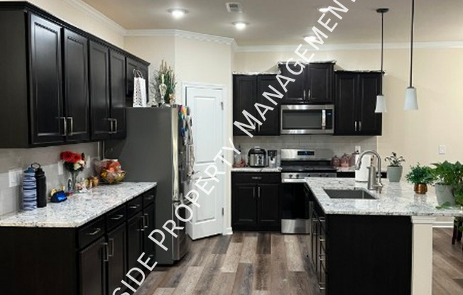 2242 BETHPAGE DR