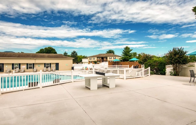 Pool Deck at The Everett  Apartments in Roanoke, VA 24018