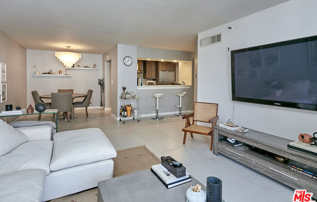 2 beds, 2 baths, 1,193 sqft, $3,300, Unit 805