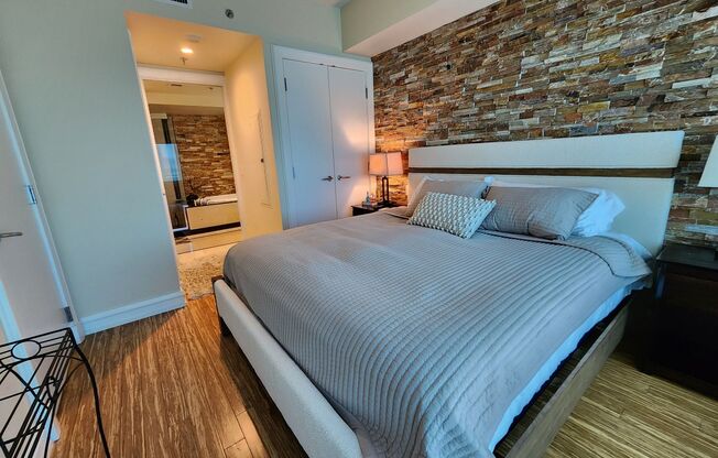 1 bed, 1 bath, $2,175, Unit #1006