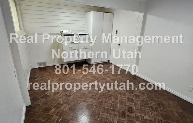 3 beds, 1 bath, $1,950