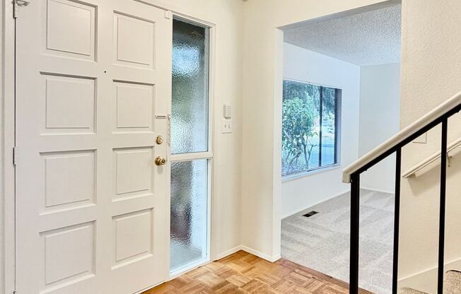 4 Bed / 2.5 Bath Finn Hill home in Kirkland $3,495/month