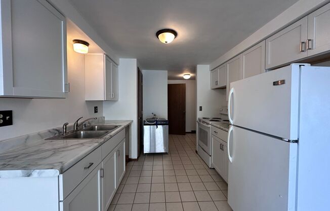 3 beds, 1.5 baths, 1,348 sqft, $1,495, Unit Unit C