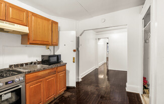488 9 AVE