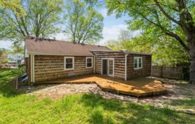 3 beds, 2.5 baths, $3,550
