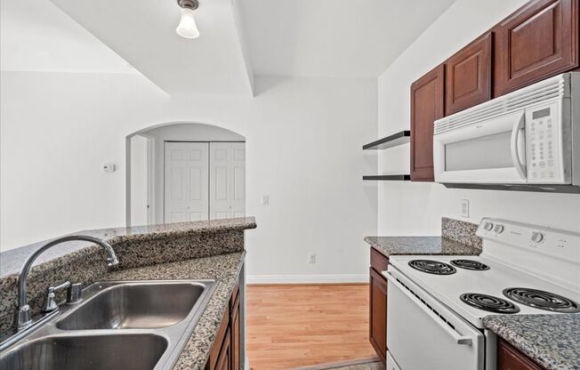 1 bed, 1 bath, $1,195