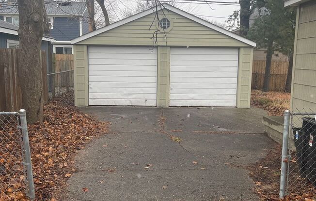Charming 2 Bedroom Home - Move in Ready