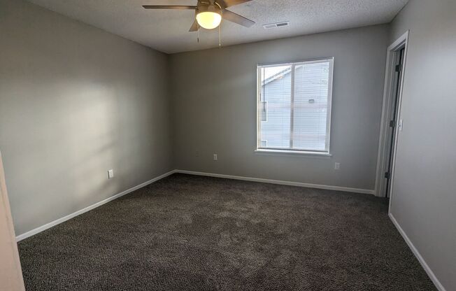 1 bed, 1 bath, 720 sqft, $850