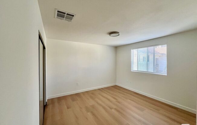 436 N HARVARD BLVD
