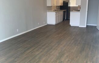 2 beds, 1 bath, 780 sqft, $1,050, Unit 207
