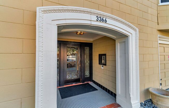 3366 Pierce Street Apartments