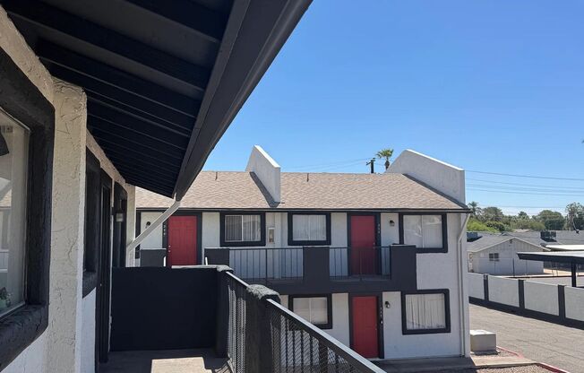 Casita Robles Apartments