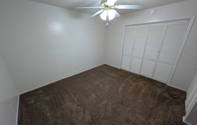 2 beds, 1 bath, $1,550, Unit Unit 303A