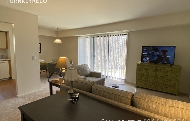 3190 FALLEN OAKS CT
