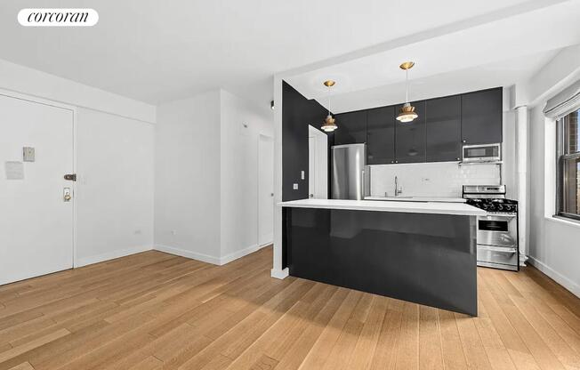 Studio, 1 bath, $2,400, Unit 11C2A