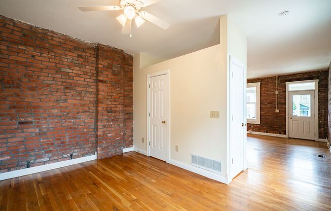 3 beds, 1.5 baths, $1,700, Unit 235 E. 3rd Ave