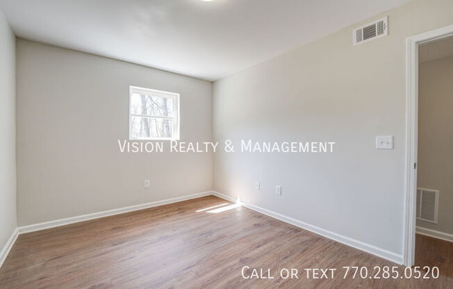 102 Sewell Rd