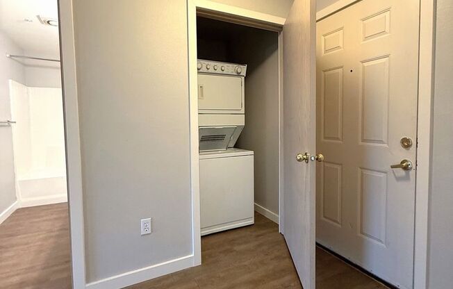 Portico on Terrace Apartments