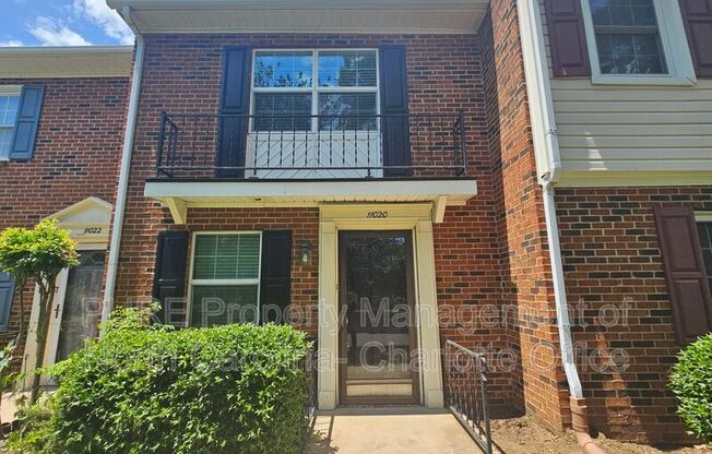 11020 HUNTER TRL LN