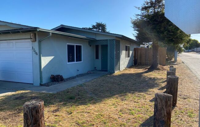 2 Bedroom Home in Established Neighborhood in Los Osos  - 1756 Pine