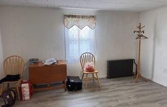 3 beds, 2 baths, 2,000 sqft, $3,150, Unit 2