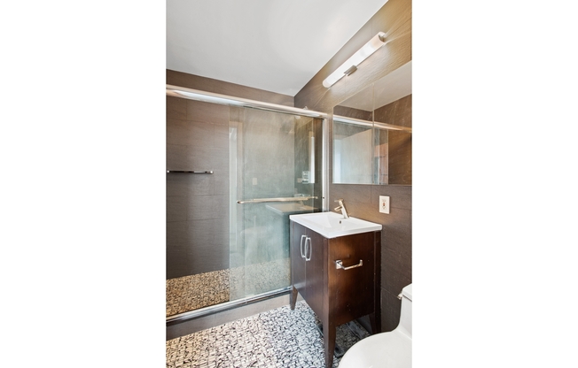 2 beds, 2 baths, 1,100 sqft, $8,500, Unit 22B