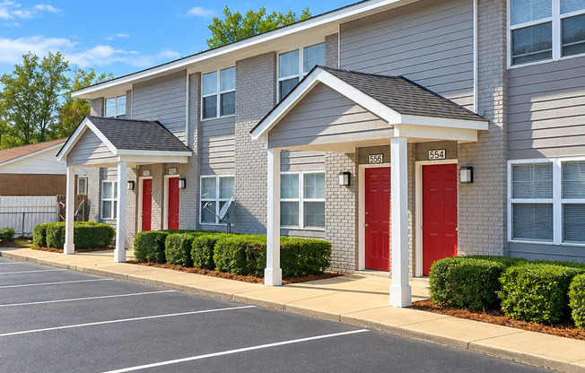 Shenandoah Townhomes | Renovated Townhomes Near Fort Bragg