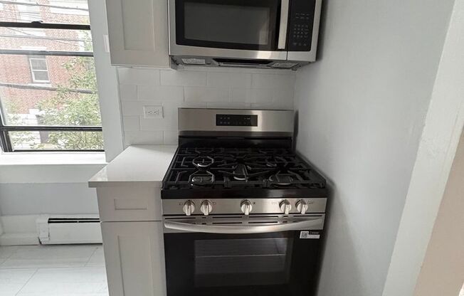 325 - UC 325 34th Street, LLC