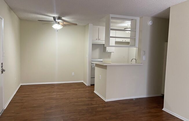 1 bed, 1 bath, $1,745, Unit 113